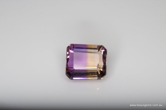 3.10 carat Bi-colour Purple and Yellow Bolivia Ametrine