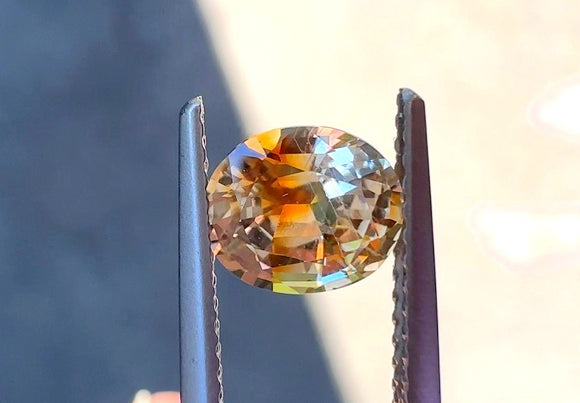 1.43 carat Montana Bi-colour Orange and White Sapphire