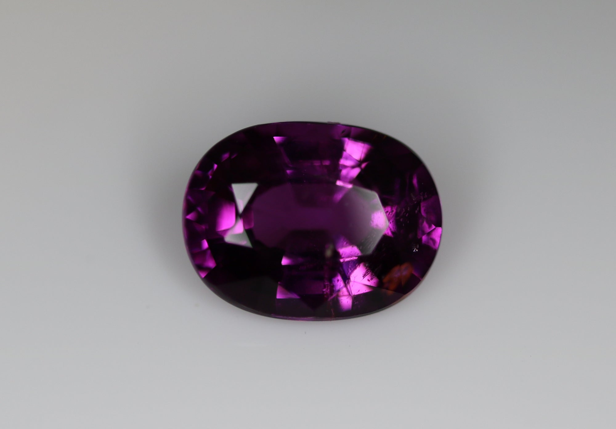 Rhodolite Rouge Pourpre D'Afrique, 1,68 Carat, Non Traitée, Naturelle, P320.129T