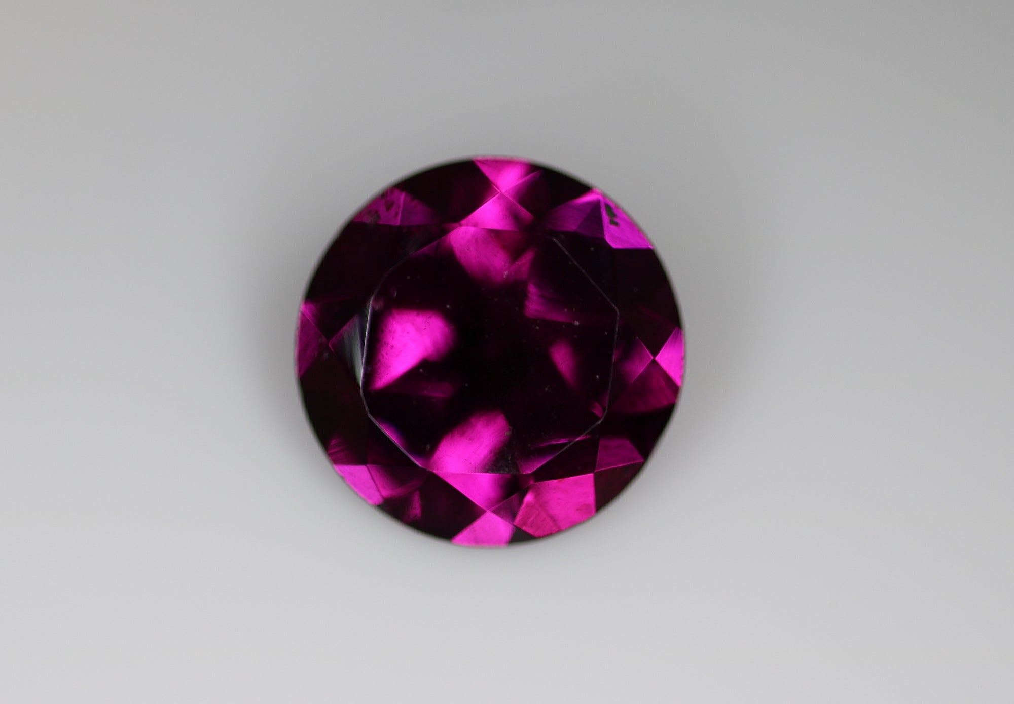 Rhodolite Rose Pourpre De Tanzanie - 7.5 X 5.5 Mm - 0.86 Ct - Naturel
